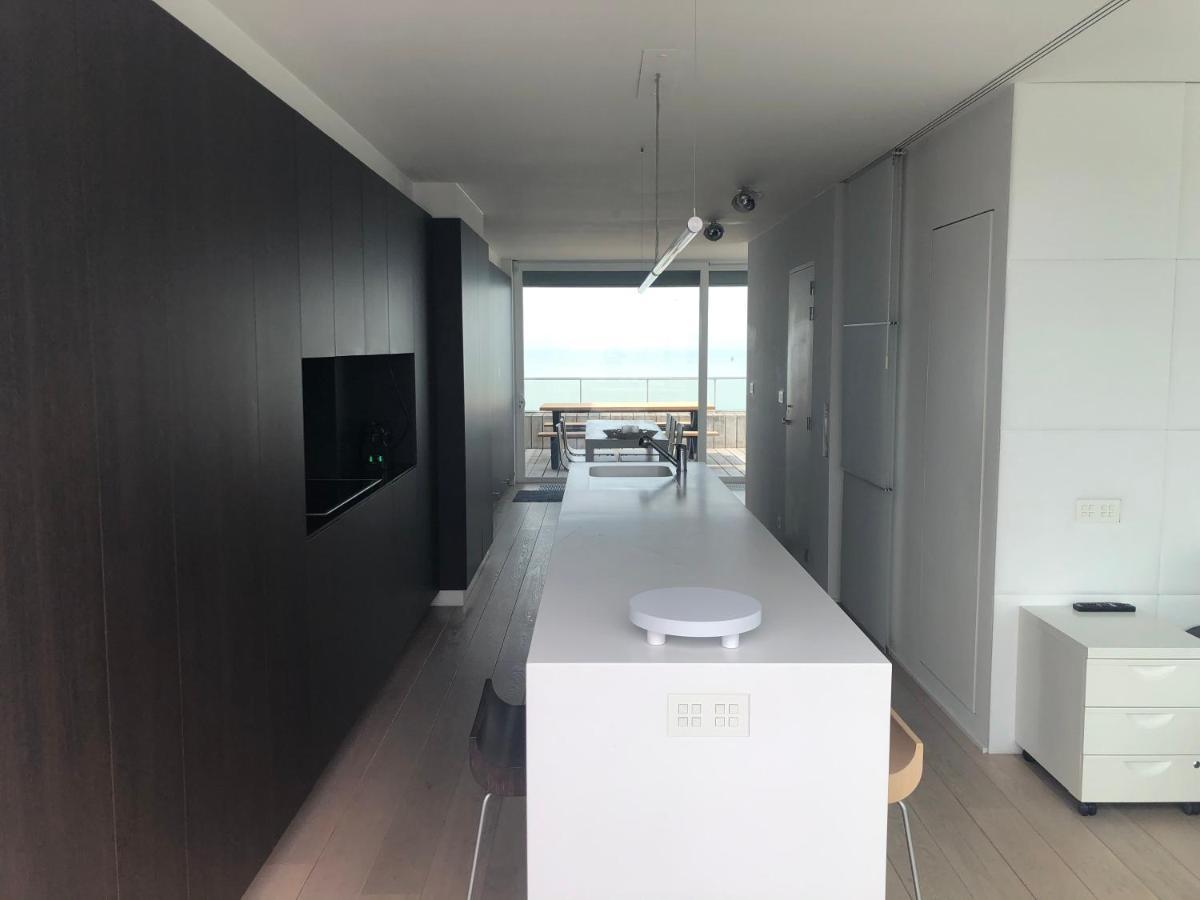 Ferienwohnung Penthouse Sea-Loft Blankenberge, Uniek Zeezicht, Luxeloft Met 40M2 Terras! Exterior foto