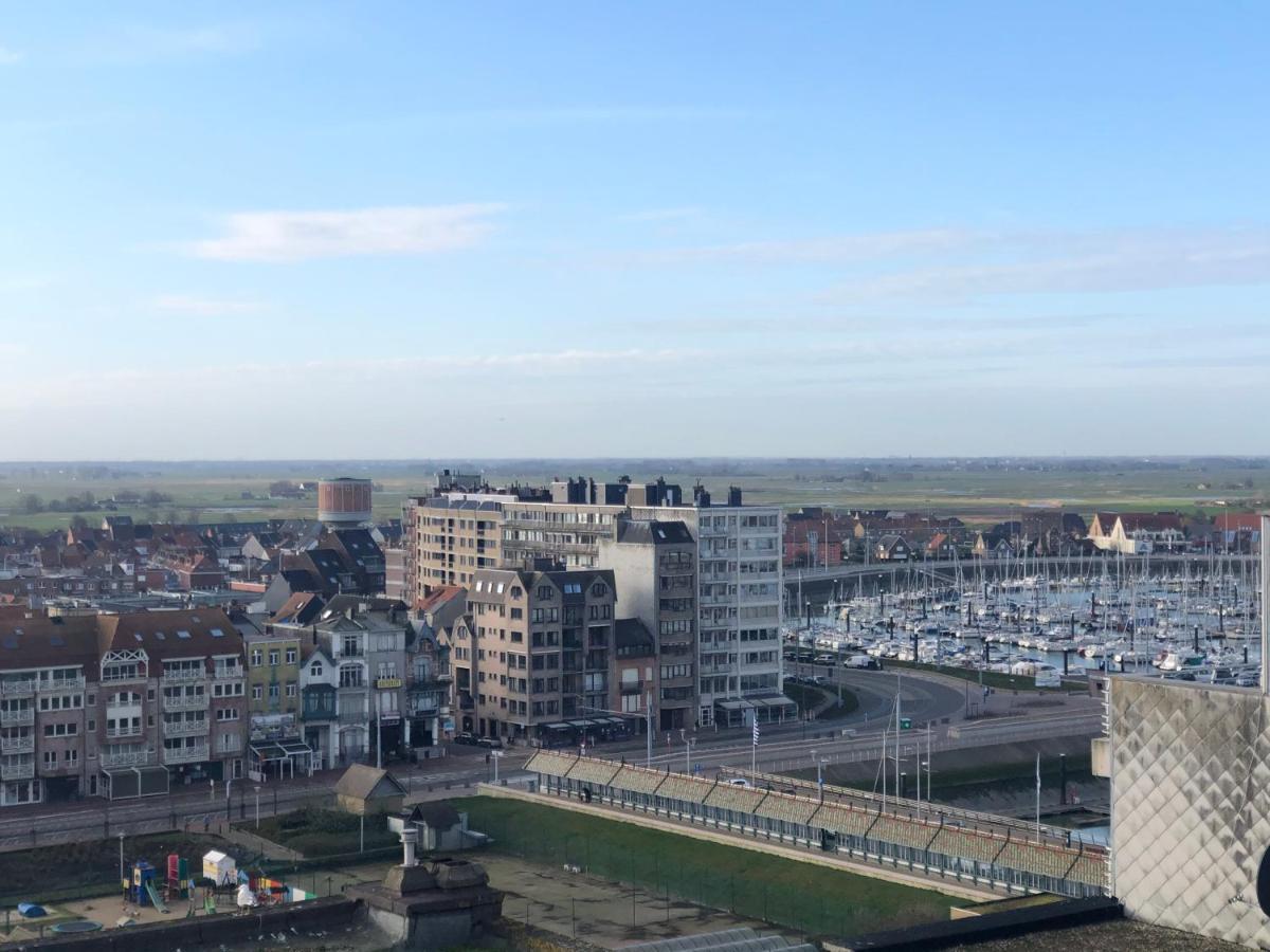 Ferienwohnung Penthouse Sea-Loft Blankenberge, Uniek Zeezicht, Luxeloft Met 40M2 Terras! Exterior foto