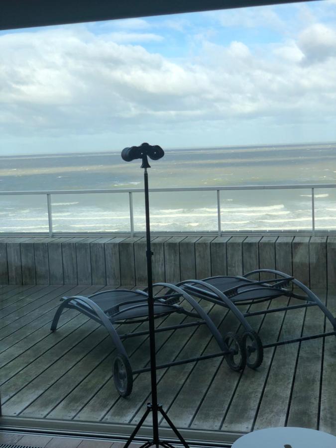 Ferienwohnung Penthouse Sea-Loft Blankenberge, Uniek Zeezicht, Luxeloft Met 40M2 Terras! Exterior foto